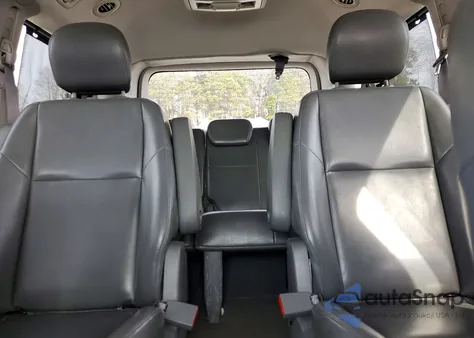 2010 Volkswagen Routan Se from USA, damaged, VIN 2V4RW3D15AR209192